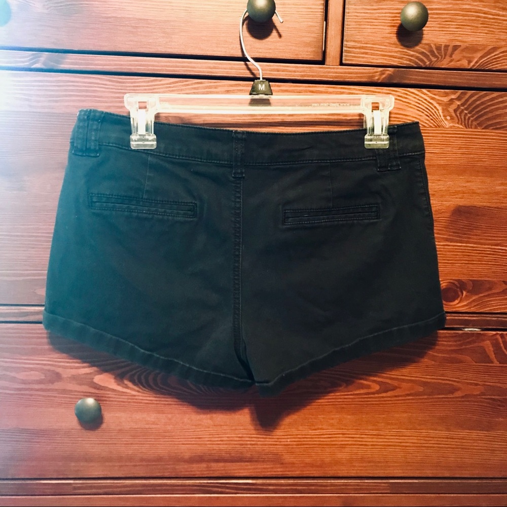 American Rag shorts - Picture 2 of 3